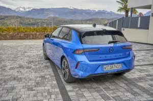 Opel Astra Electric Passeggiata Tappeiner di Merano