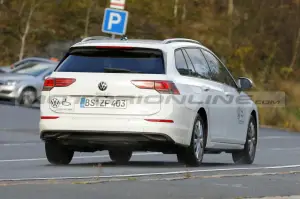 Volkswagen Golf Variant 2024 - Foto Spia 28-11-2023