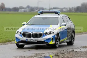 BMW Serie 5 Touring Polizia - Foto Spia 29-11-2023 - 3