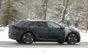 Kia EV6 2025 - Foto spia 30-11-2023 - 8
