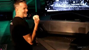 Tesla Cybertruck - Presentazione - 4
