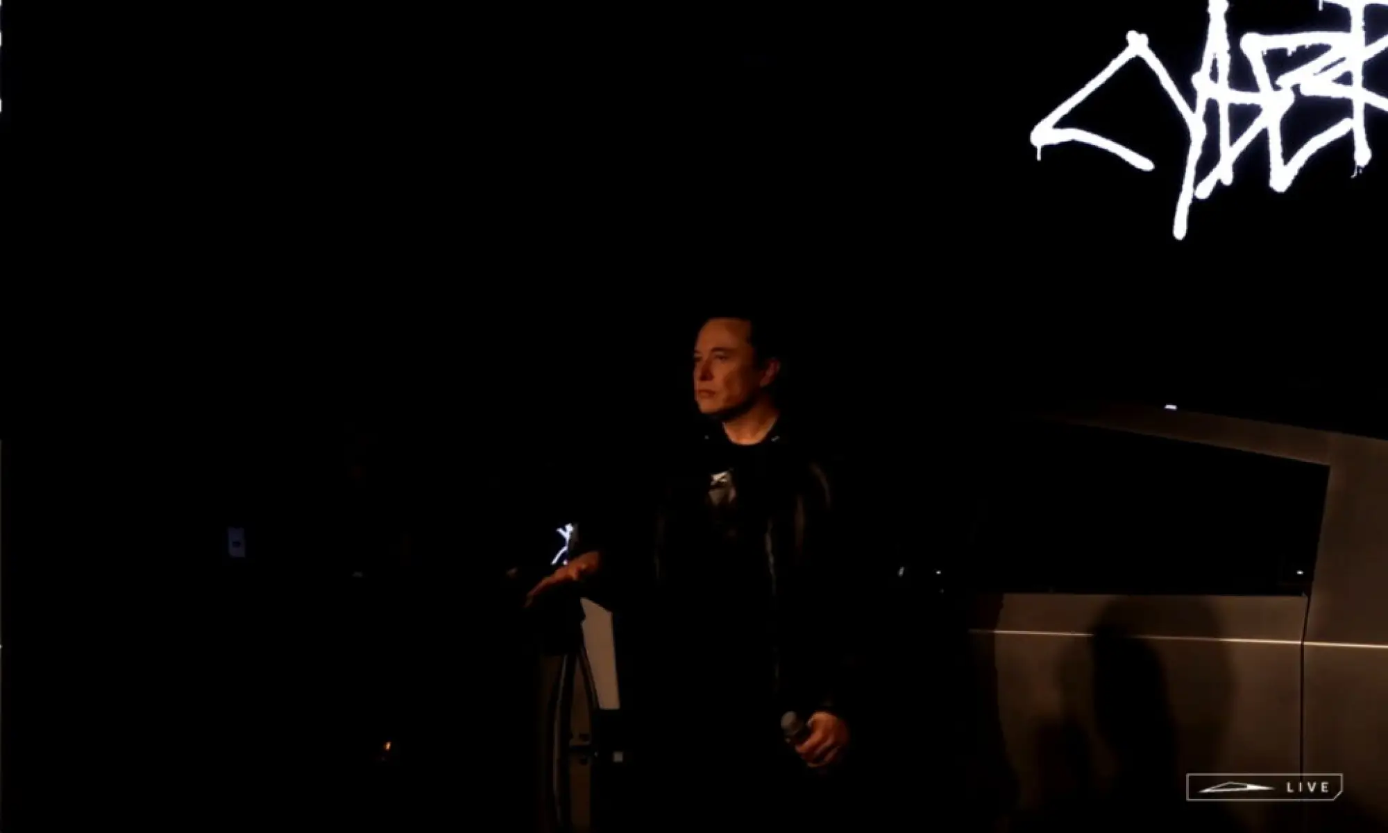 Tesla Cybertruck - Presentazione - 5