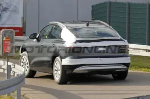 Audi Q6 e-tron 2025 - Foto Spia 06-12-2023 - 14