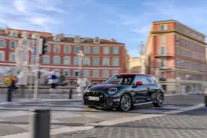 Mini Cooper SE John Cooper Works - 41