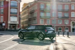 Mini Cooper SE John Cooper Works - 37