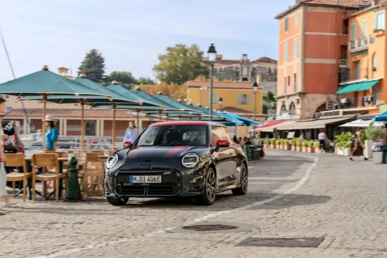 Mini Cooper SE John Cooper Works - 33