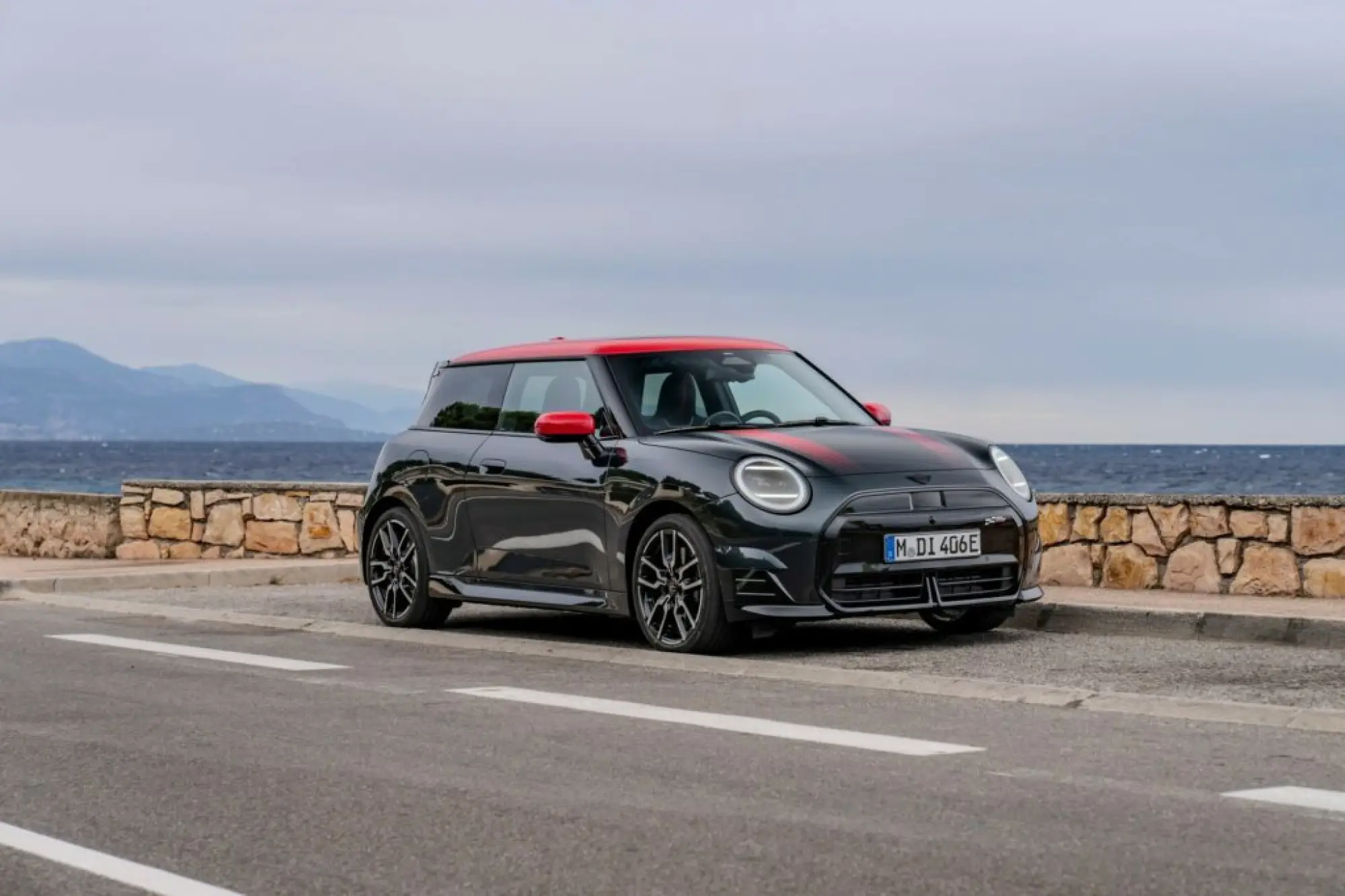 Mini Cooper SE John Cooper Works - 31