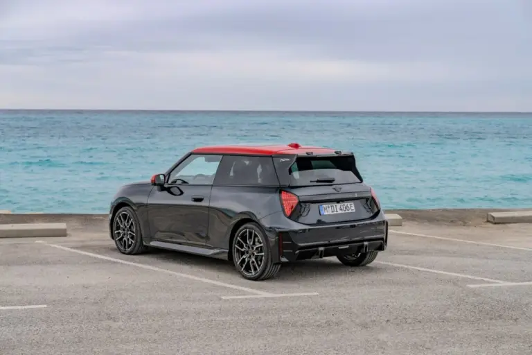 Mini Cooper SE John Cooper Works - 25