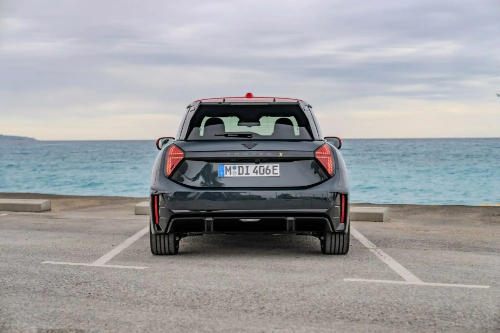 Mini Cooper SE John Cooper Works - 24