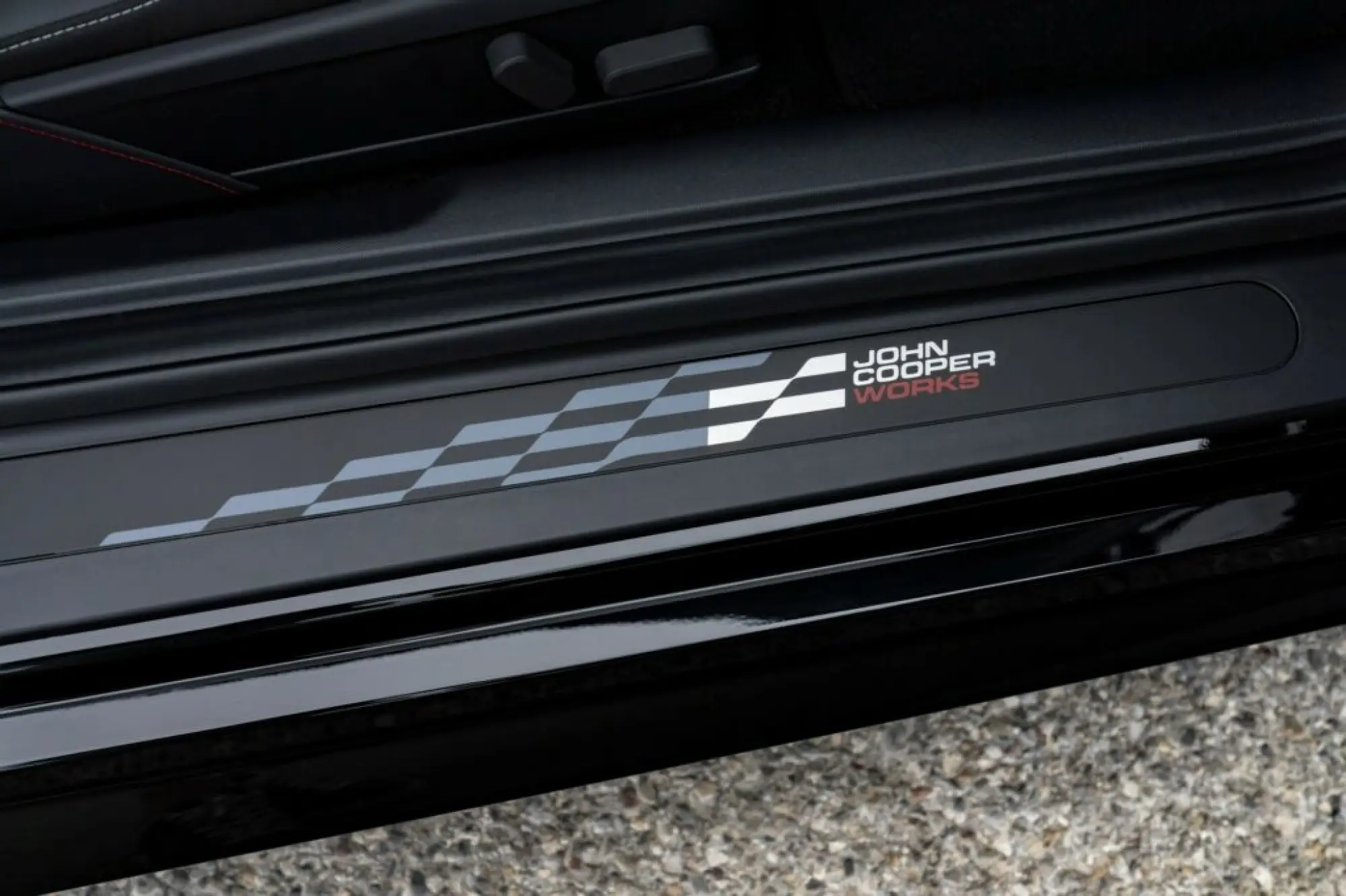 Mini Cooper SE John Cooper Works - 12