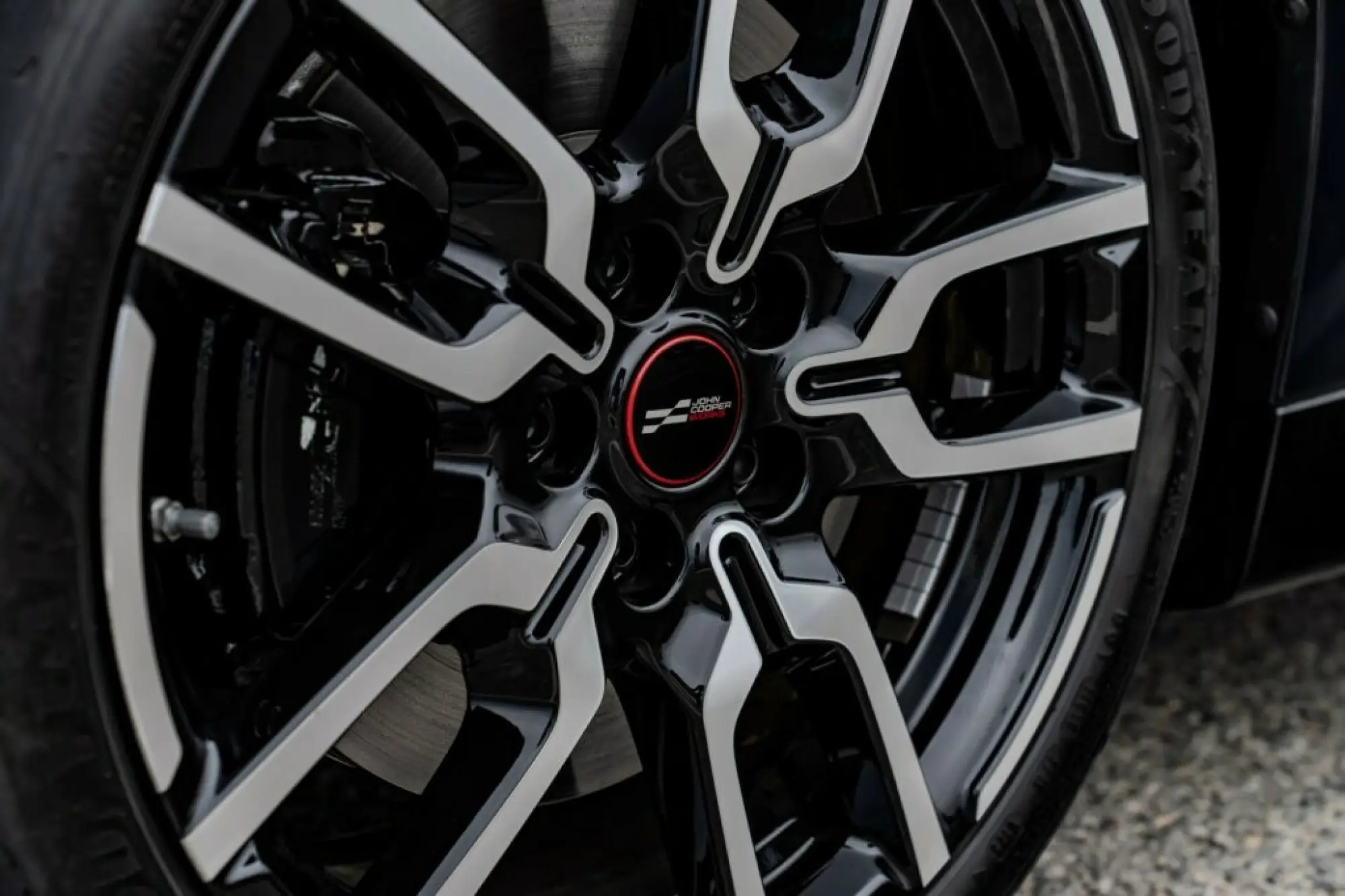 Mini Cooper SE John Cooper Works - 10