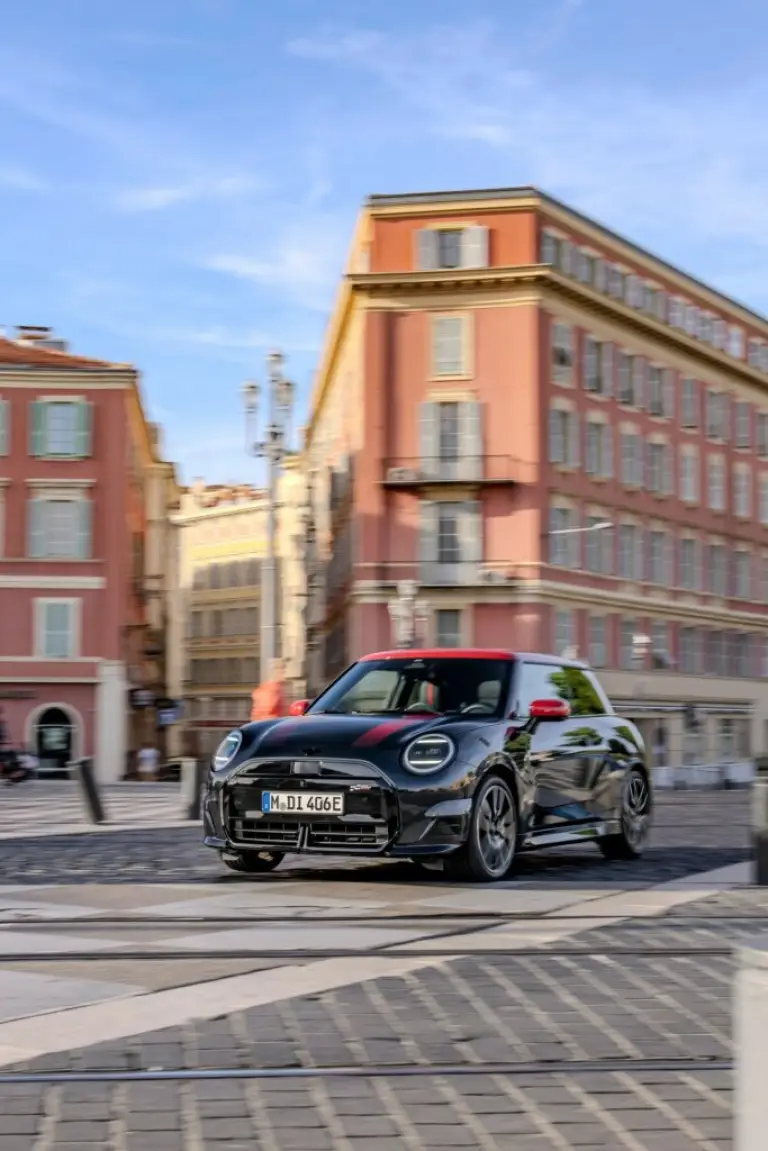 Mini Cooper SE John Cooper Works - 46