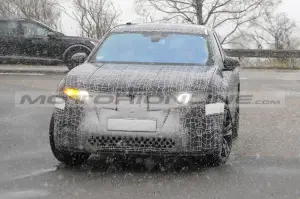 BMW iX3 2025 - Foto Spia 09-12-2023