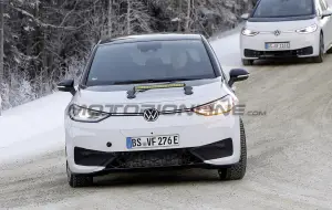 Volkswagen ID3 GTX - Foto spia 11-12-2023 - 2
