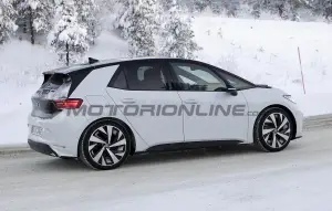 Volkswagen ID3 GTX - Foto spia 11-12-2023 - 8