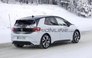 Volkswagen ID3 GTX - Foto spia 11-12-2023 - 9