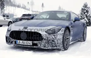 Mercedes-AMG GT 53 Coupe - Foto spia 13-12-2023 - 5