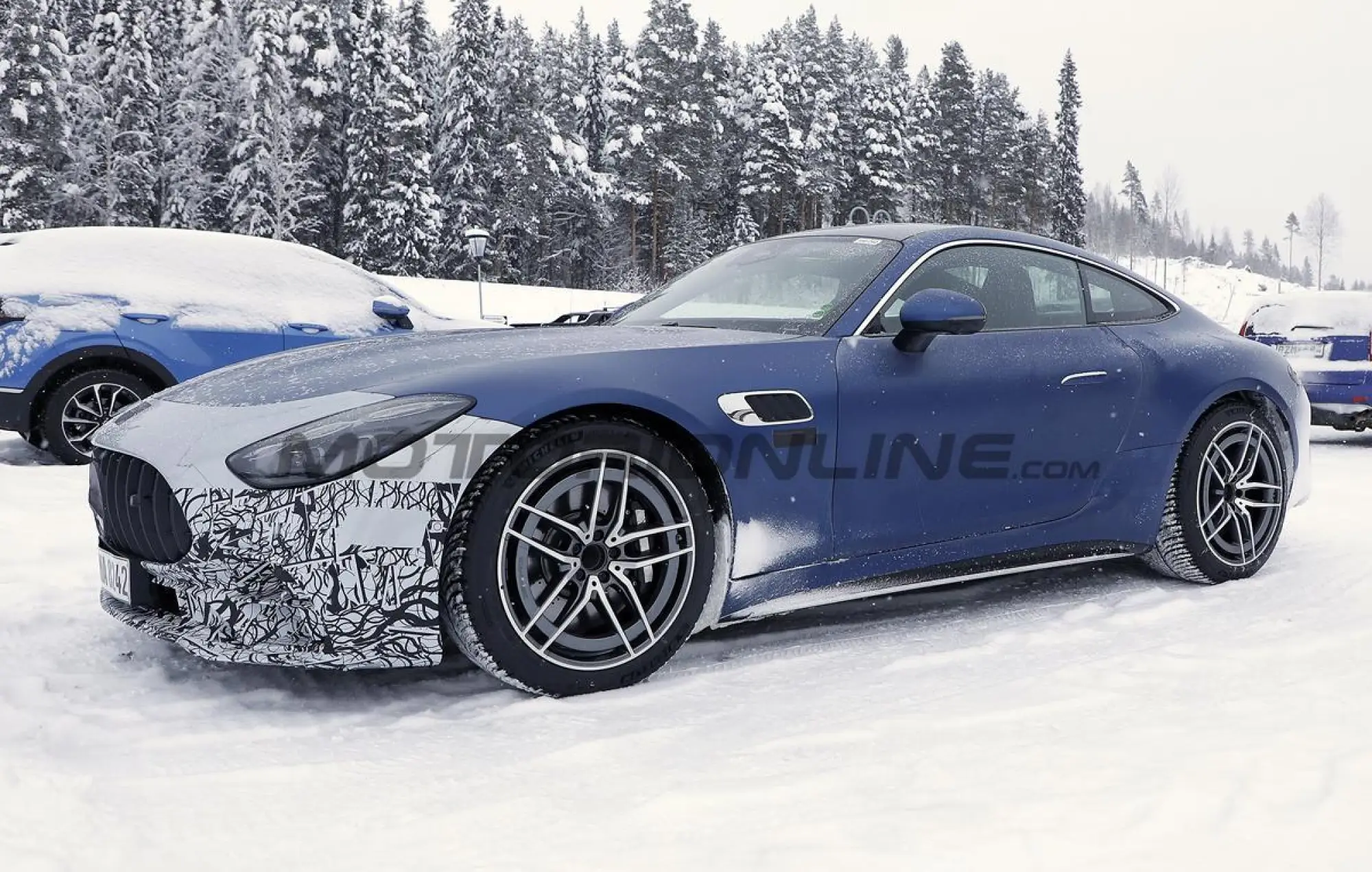 Mercedes-AMG GT 53 Coupe - Foto spia 13-12-2023 - 2