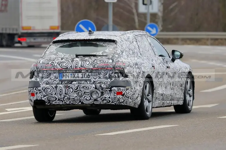 Audi A7 Avant - Foto Spia 14-12-2023 - 16