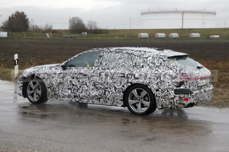 Audi A7 Avant - Foto Spia 14-12-2023 - 19