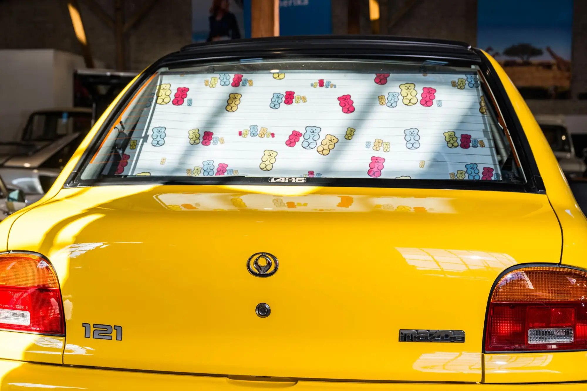Mazda 121 Goldy - 9