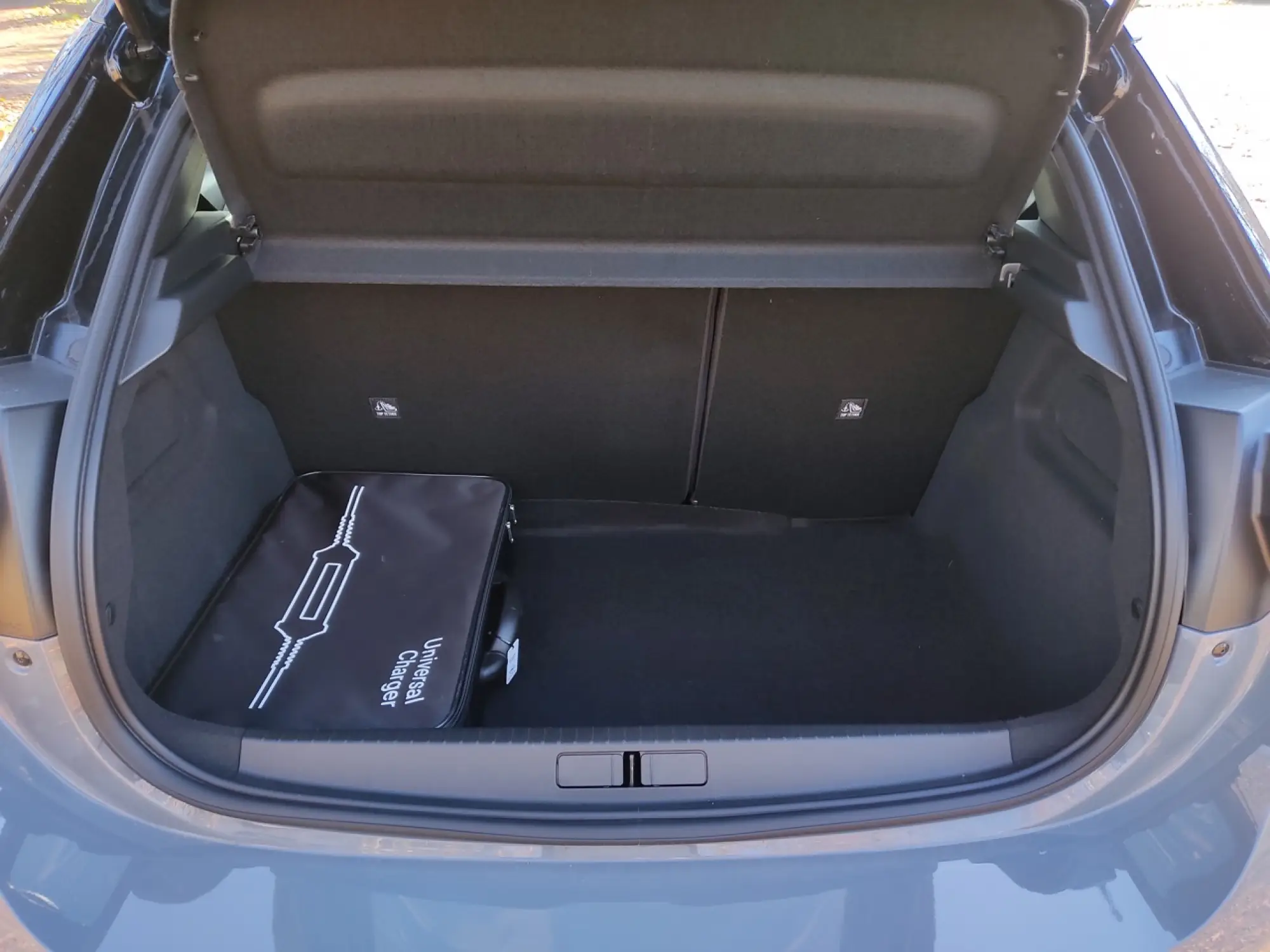 Opel Corsa Electric 2024 - Foto Milano - 1