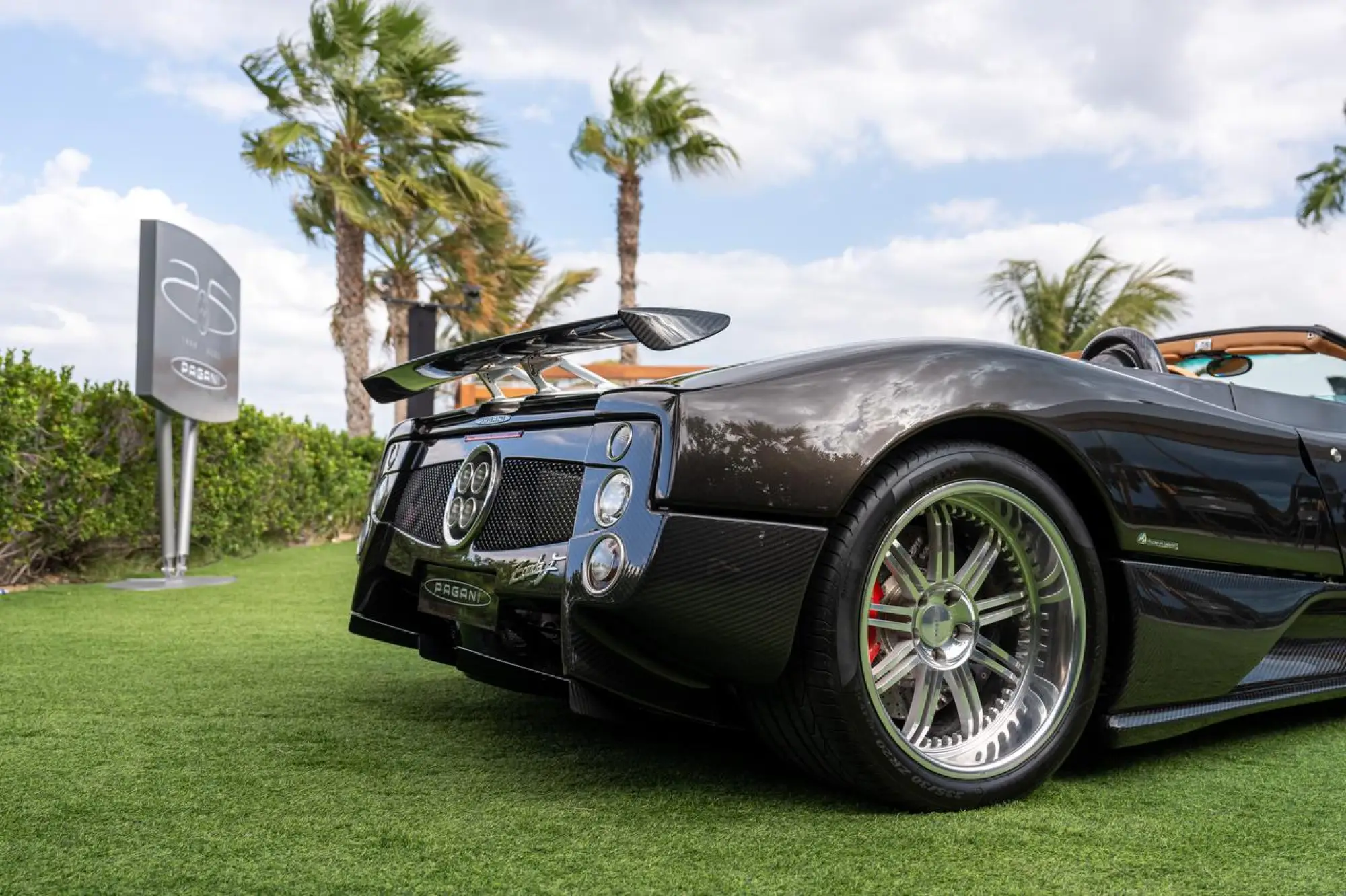 Pagani 25 anni Medio Oriente - 6