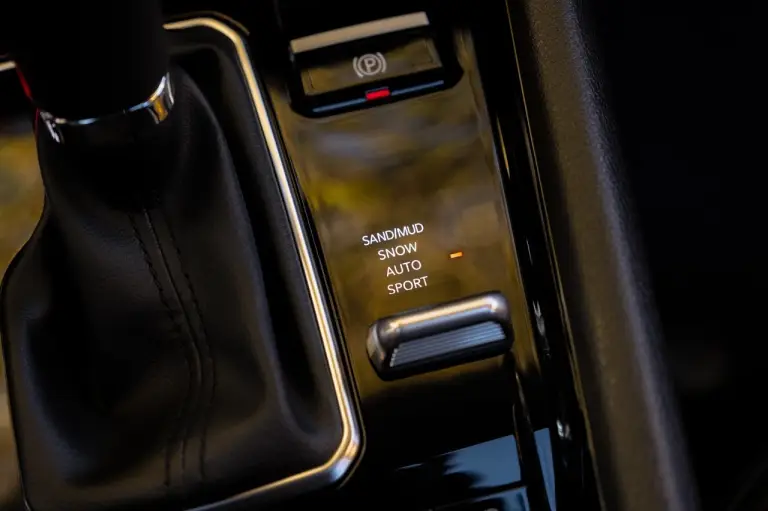Jeep Compass 2024 - Foto ufficiali - 24