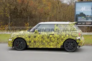 Mini JCW e JCW Cabrio 2025 - Foto Spia 20-12-2023