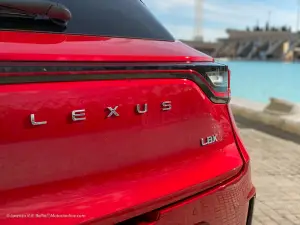 Lexus LBX - Primo contatto - 7