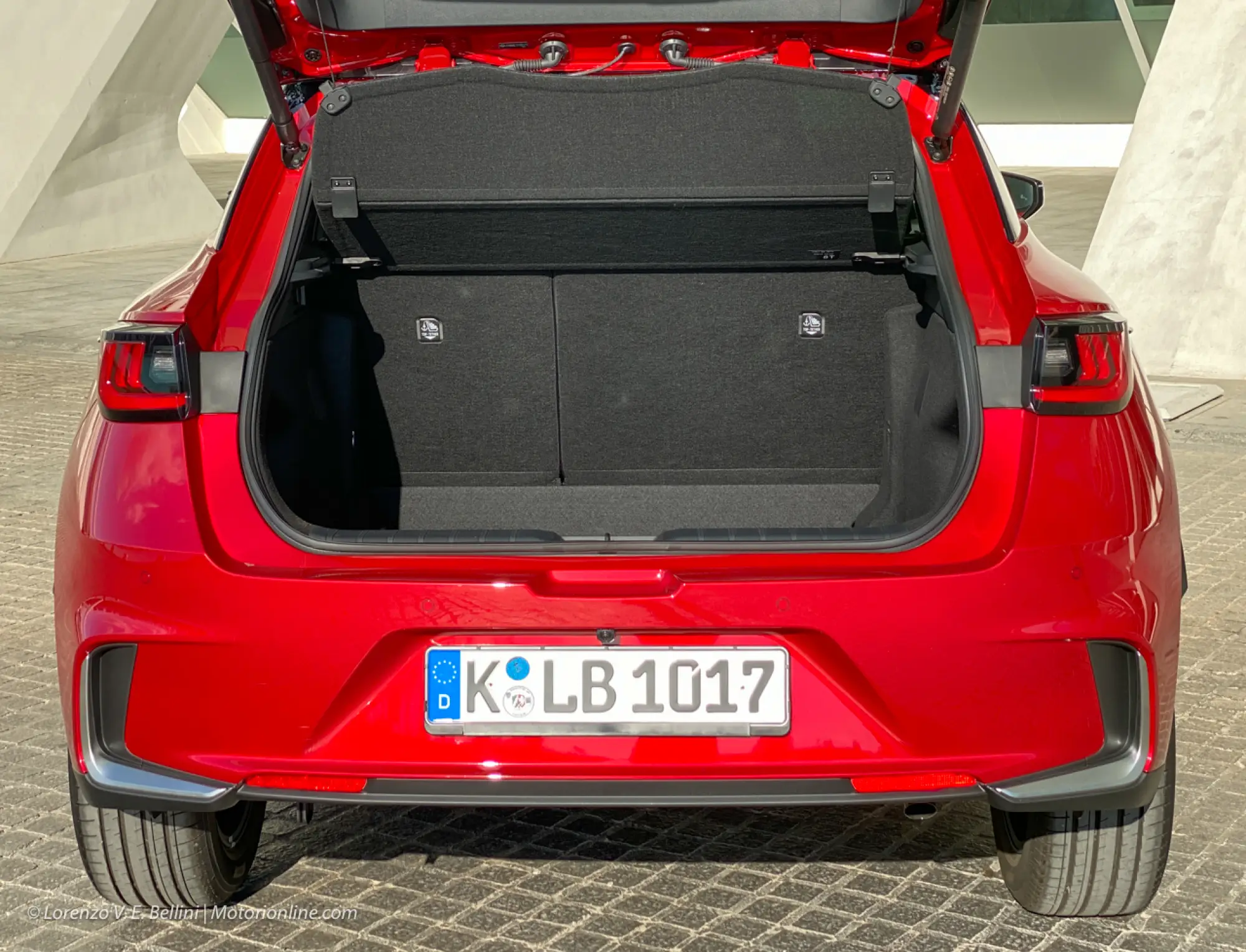 Lexus LBX - Primo contatto - 21