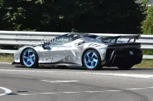 Ferrari SF90 XX Stradale - Foto spia 22-12-2023 - 1