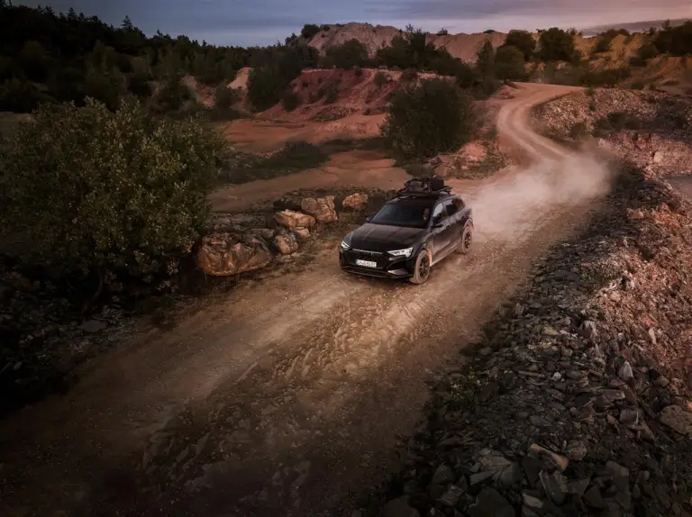 Audi Q8 e-tron edition Dakar - Foto ufficiali - 8