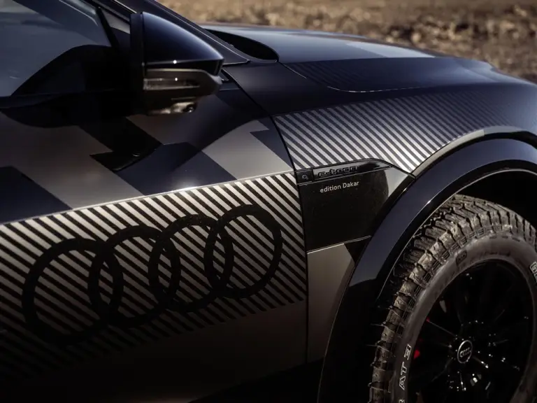 Audi Q8 e-tron edition Dakar - Foto ufficiali - 6