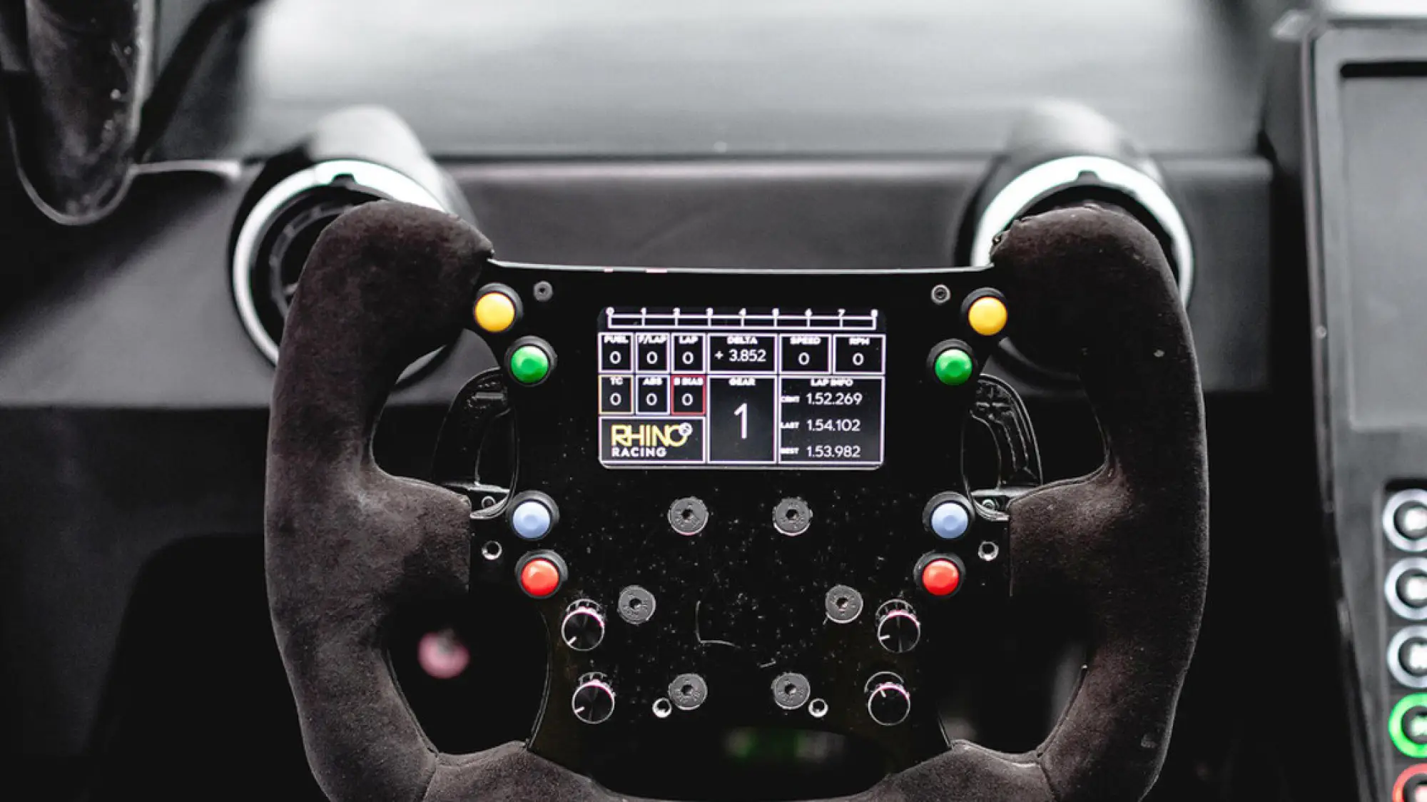 Rhino Racing RR01 - 6