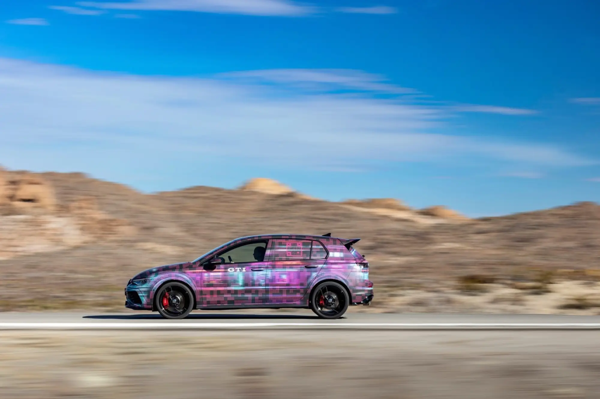 Volkswagen Golf 2024 - CES - 10