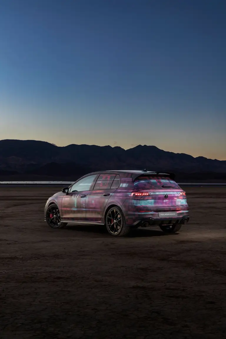 Volkswagen Golf 2024 - CES - 16