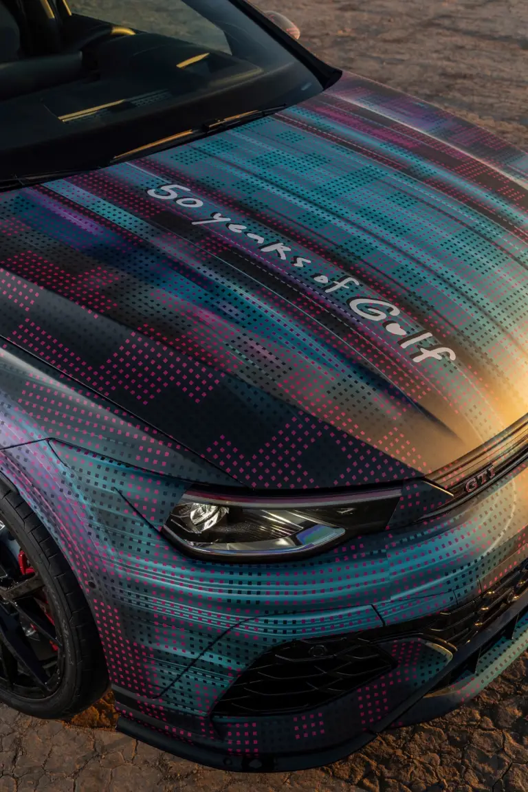 Volkswagen Golf 2024 - CES - 13