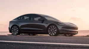 Tesla Model 3 2024 - 18