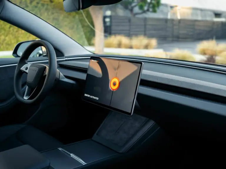 Tesla Model 3 2024 - 37