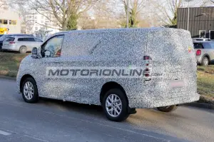 Volkswagen Transporter - Foto spia 10-1-2024 - 23
