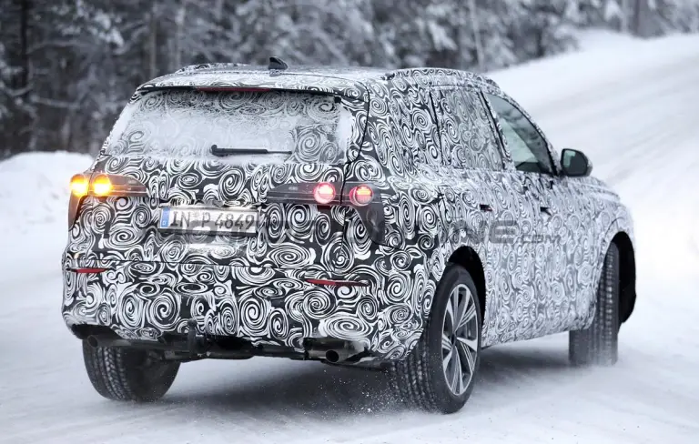 Misterioso SUV Audi - Foto spia 12-01-2024 - 10
