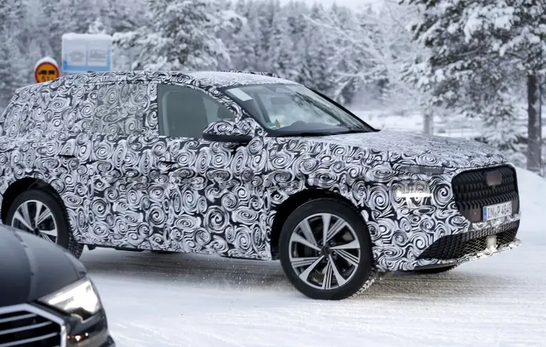 Misterioso SUV Audi - Foto spia 12-01-2024 - 3