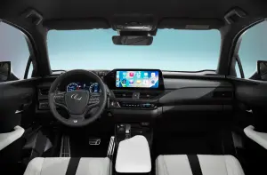 Lexus UX 2024 - 18