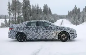 Mercedes-AMG EQA - Foto spia 19-01-2024 - 3