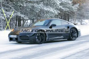 Porsche 911 Turbo - Foto spia 23-1-2024