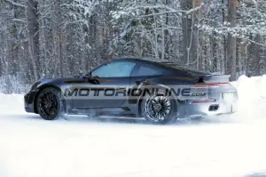Porsche 911 Turbo - Foto spia 23-1-2024