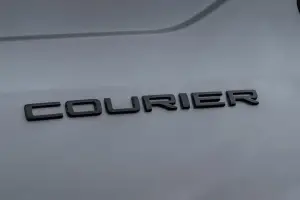 Ford Transit Courier 2024 - 5