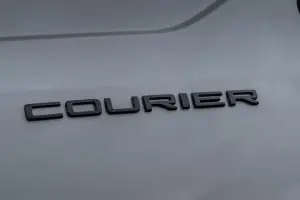 Ford Transit Courier 2024