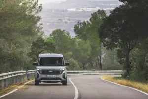 Ford Transit Courier 2024